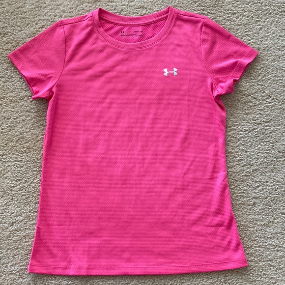 Under Armour Tops - Under Armour Athletic Tee